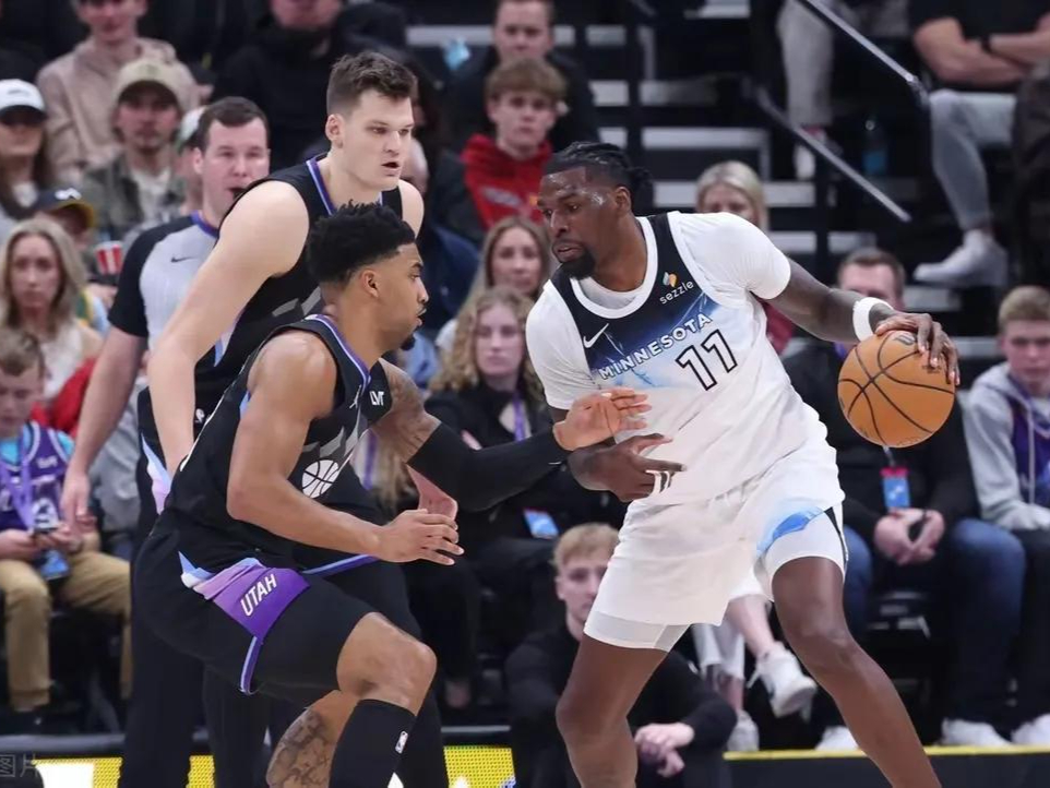 NBA战术调整奏效,成功扭转局势 NBA战术调整奏效,成功扭转局势