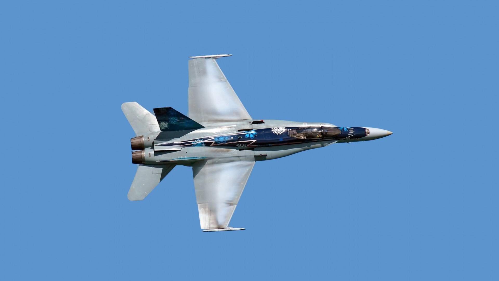 他的姓氏叫爱德华兹，定义却是孤胆英雄，深圳奇兵击碎广东王朝余晖