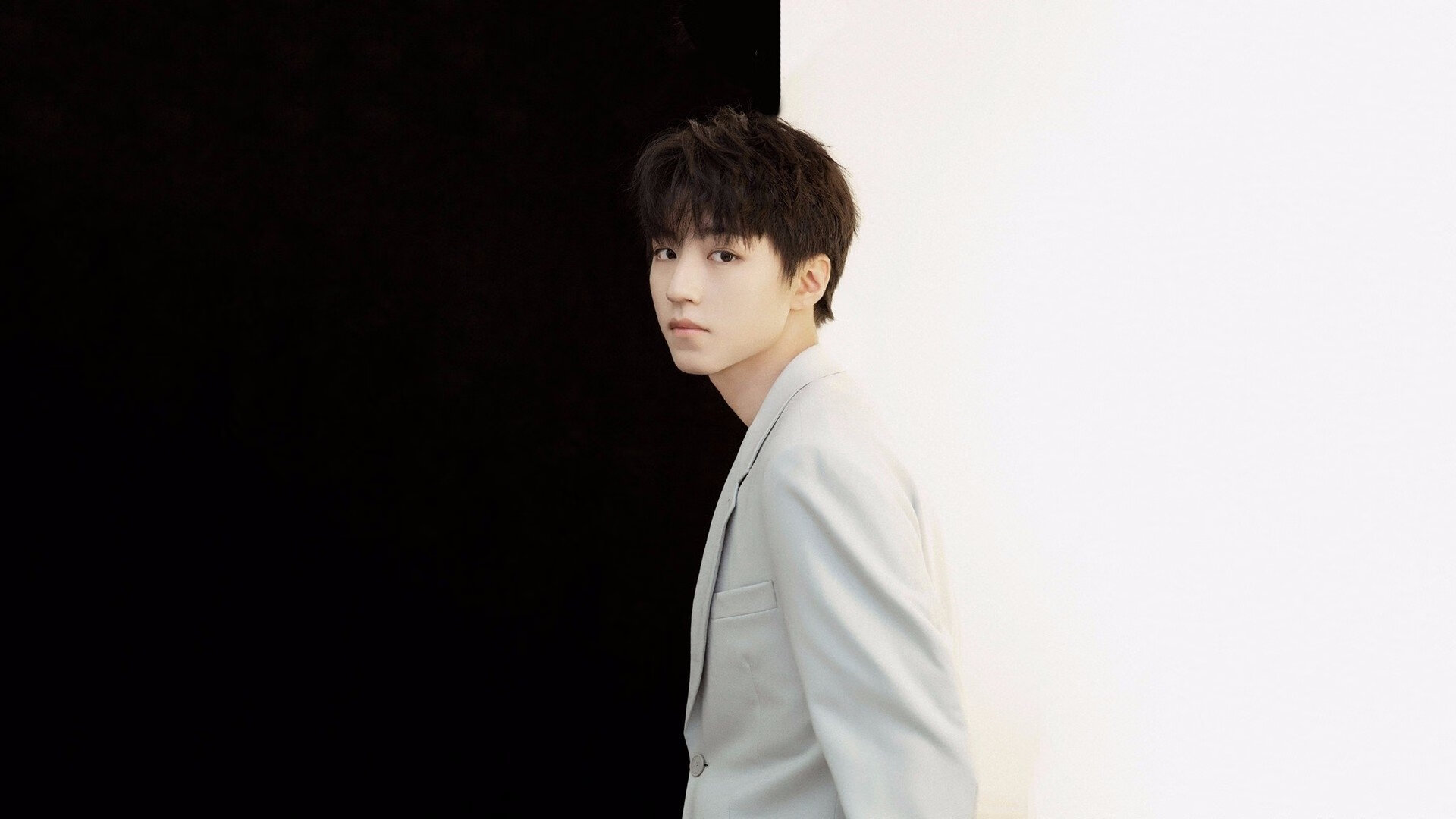 绞索与窒息，西决级别的战术棋局，灰熊如何用铁笼锁死国王