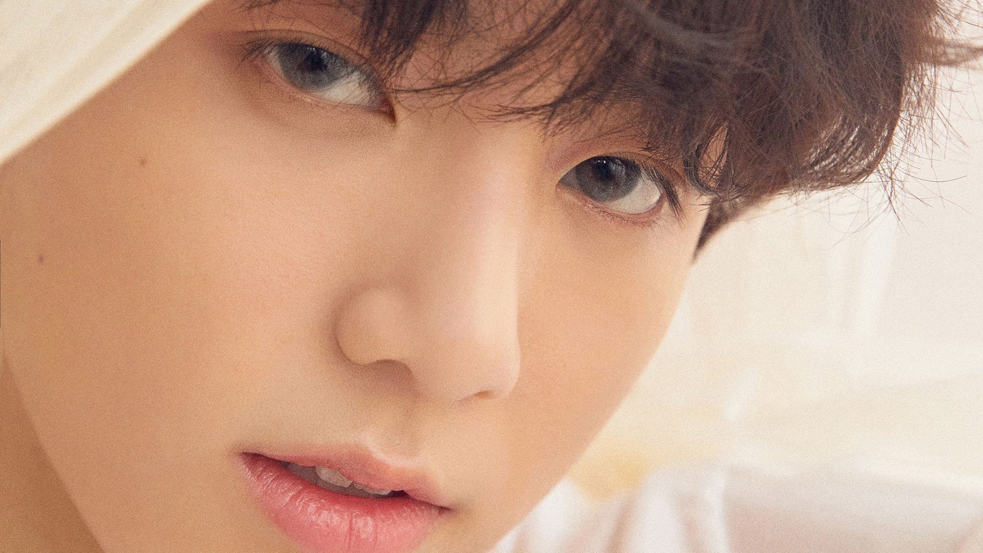 足球之夜的戏剧性反差，巴尔韦德天才闪耀，伊朗苦战晋级