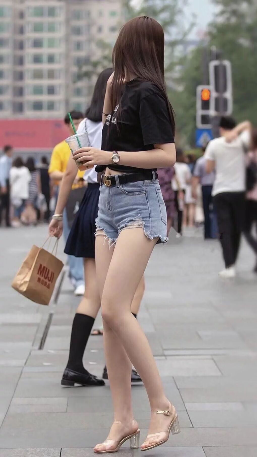 恩比德暴力美学,与山西队马刺内战背后的唯一性