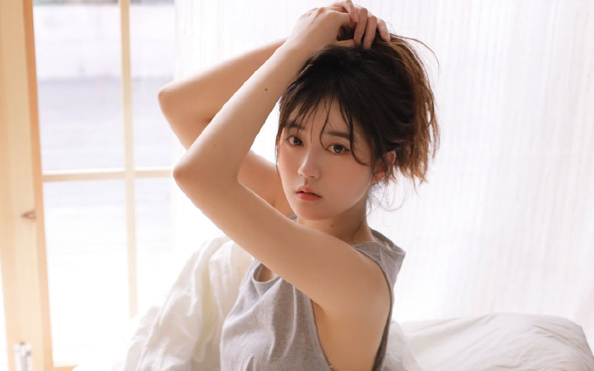 纸面上的碾压，沙海下的暗战，当卡塔尔的黄金中场锁死一切，奥斯梅恩的致命一击如何改写世界杯剧本