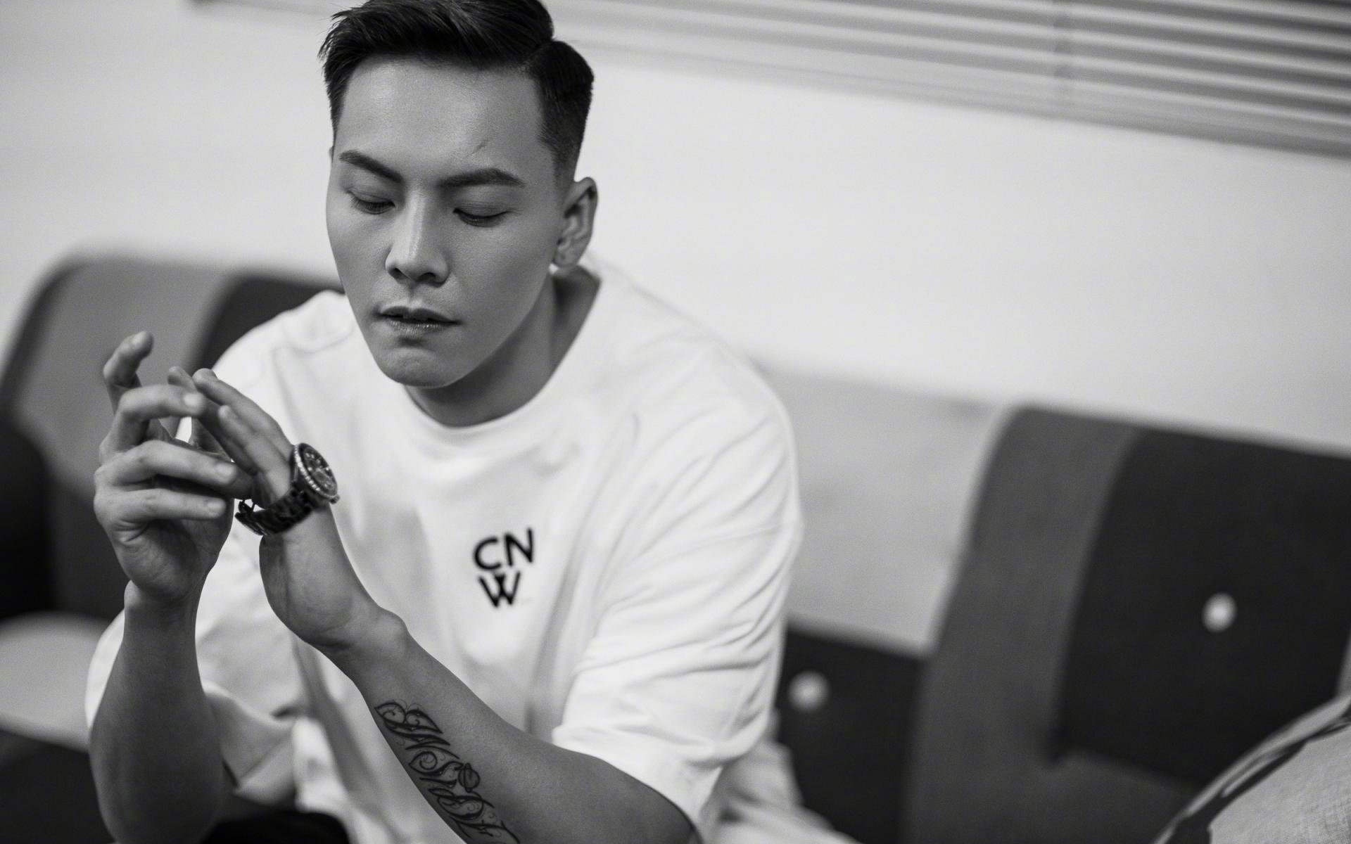 让我们先构思一个不落俗套的标题